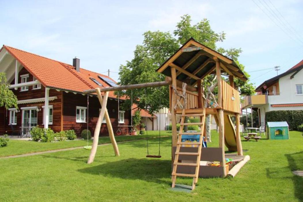 Ferienwohnung Ingrid Kressbronn am Bodensee Exterior photo